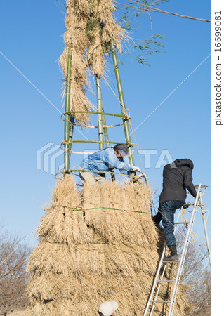 A view of the turret making tower 10 16699081