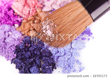 Crumbled eyeshadows 16705171