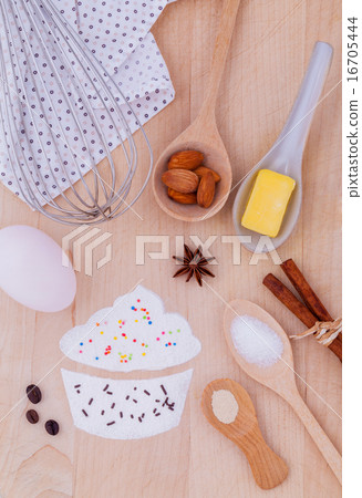 The ingredients of cup cake . The ingredients of cup cake . 16705444
