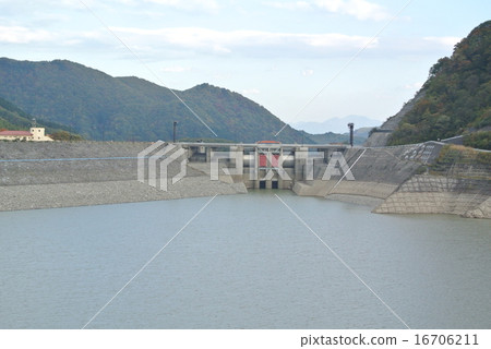 月山湖 16706211