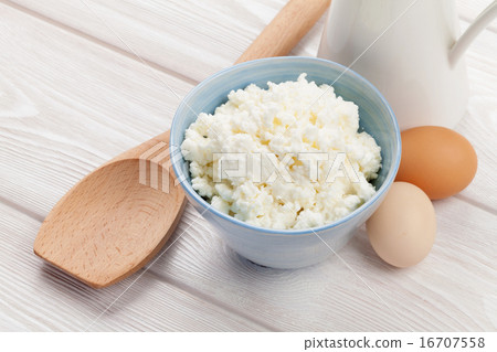 Curd, eggs and milk 16707558