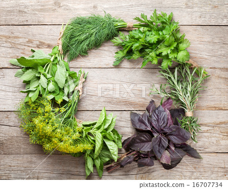 Fresh garden herbs 16707734
