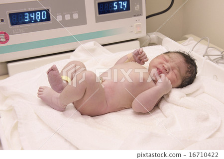 Baby right after giving birth Baby right after giving birth 16710422