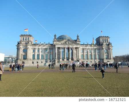 Houses of Parliament (Germany) 16712321