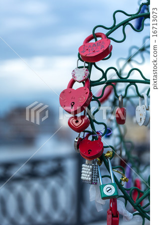 Love locks Love locks 16713073