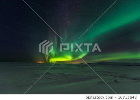 Northern Lights Aurora Borealis 16713648