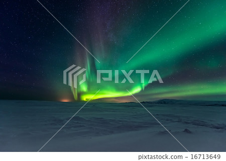 Northern Lights Aurora Borealis 16713649