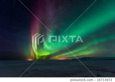 Northern Lights Aurora Borealis 16713653