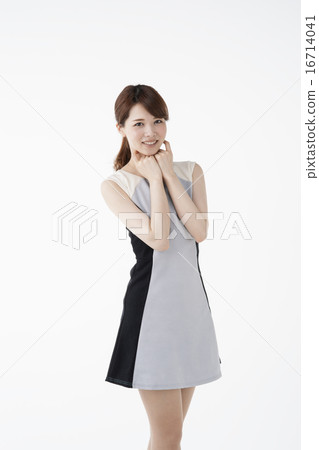 一個女人在他的tw 一個女人在他的tw 16714041