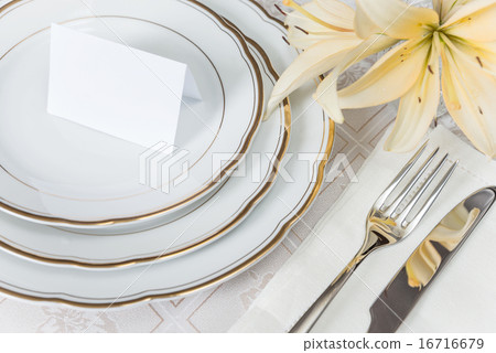 Couvert Couvert 16716679