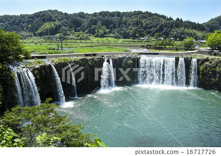 Waterfall of Hatassiri 16717726