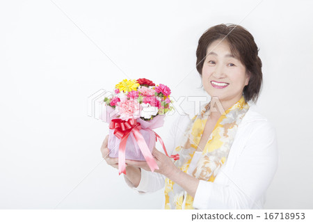 有花的前輩 有花的前輩 16718953