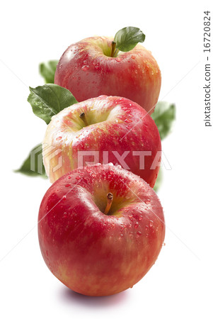 Red honey crunch apples vertical isolated on white 16720824