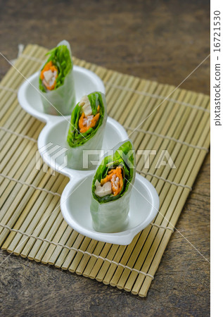 Fresh Spring Roll Fresh Spring Roll 16721530