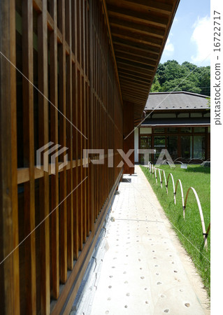 Onogiri Inn 16722717