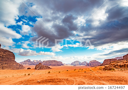 Jordan's desert (Jordan, Wadi Ram Reserve) Jordan's desert (Jordan, Wadi Ram Reserve) 16724497
