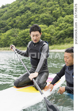  戶外家庭 16736676