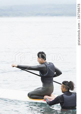  戶外家庭 16736678