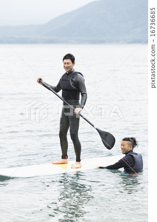  Outdoor family 16736685