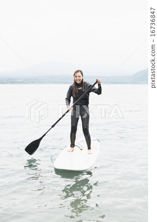  Outdoor family 16736847