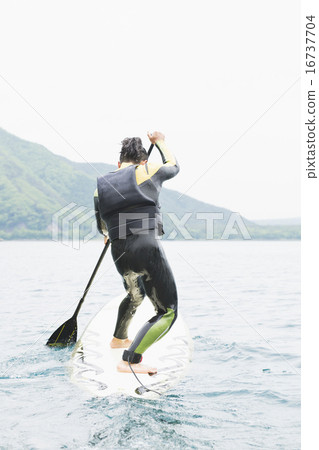  戶外家庭 16737704