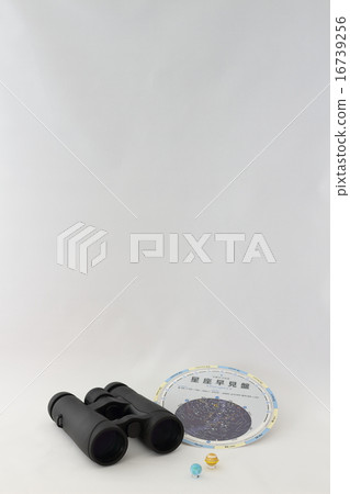 雙筒望遠鏡和星座海凱板 16739256