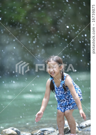 River play 16739875
