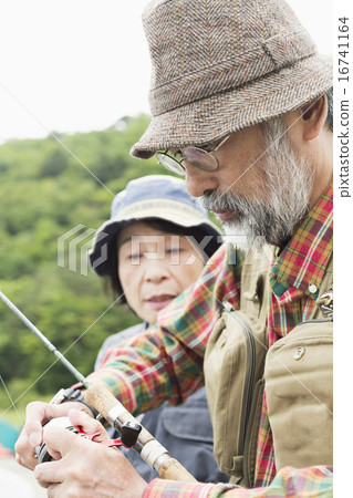  Outdoor family 16741164