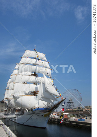 Sailing ship Nihon Maru's total sail exhibition sail · full bow decoration Sailing ship Nihon Maru's total sail exhibition sail · full bow decoration 16741378