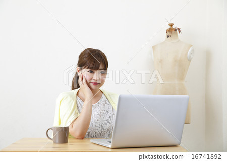 女企業家 女企業家 16741892