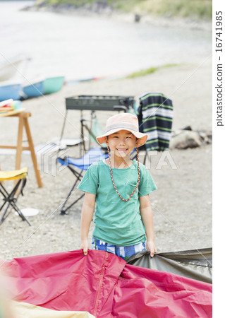  Outdoor family 16741985