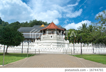 Temple Of The Sacred Tooth Relic Sri Lanka 16744781