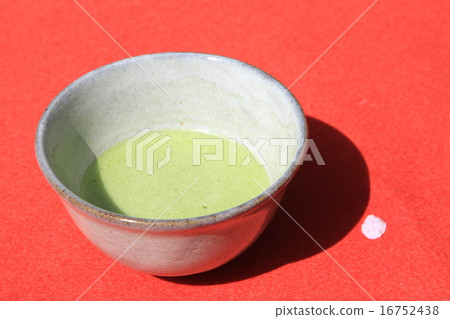 Green tea served at Okochi Sanso in spring Green tea served at Okochi Sanso in spring 16752438
