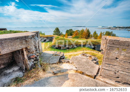 Historic Suomenlinna, Sveaborg maritime fortress In Helsinki, Fi Historic Suomenlinna, Sveaborg maritime fortress In Helsinki, Fi 16752633