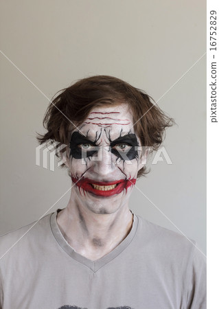 Halloween face painting Halloween face painting 16752829