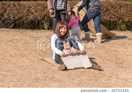 親子草滑 親子草滑 16753165