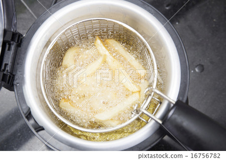 French fried in hot vegetable oil 16756782
