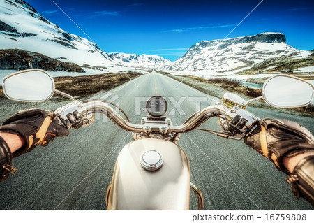 Biker First-person view, mountain pass in Norway Biker First-person view, mountain pass in Norway 16759808