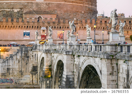 Castel Sant'angelo Castel Sant'angelo 16760355