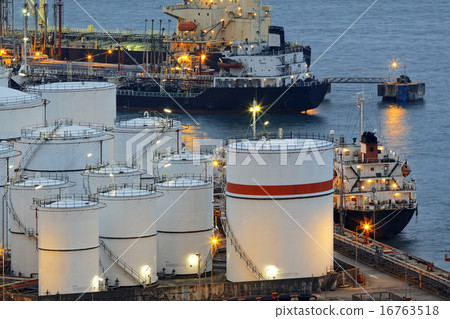 petrochemical industrial plant 16763518