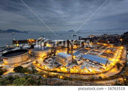 petrochemical industrial plant 16763519