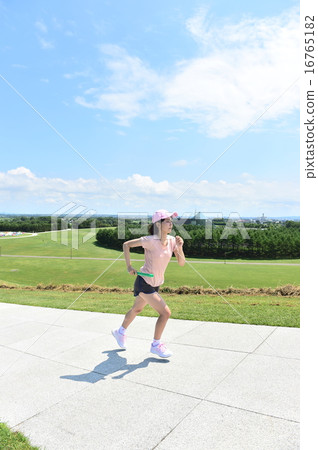 運動的女人 16765182