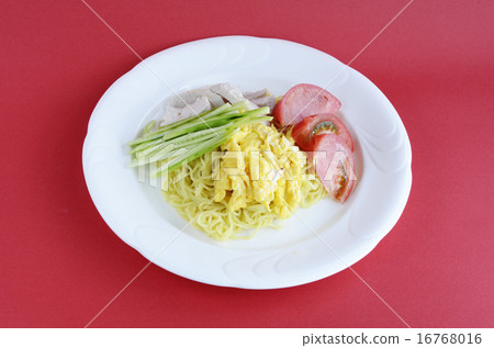 chilled Chinese noodles chilled Chinese noodles 16768016