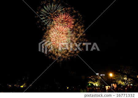 天神節獻上煙花 天神節獻上煙花 16771332