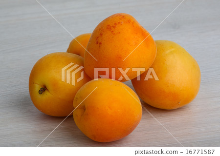 Apricots Apricots 16771587