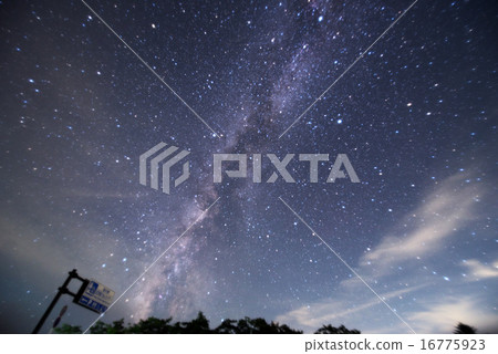 滿天星斗的天空 16775923