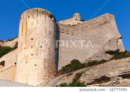 The citadel at Bonifacio above deep blue sky 16777404
