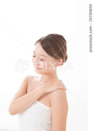 massage, massaged, massaging 16780609