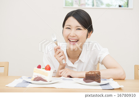 蛋糕和女士們 蛋糕和女士們 16780910