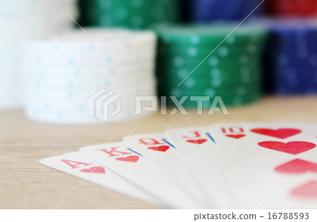 Winning poker hand with royal straight flush 16788593